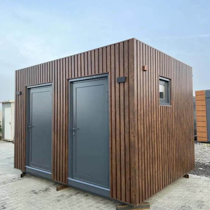 Cabine sanitária premium: chuveiro e sanita separados